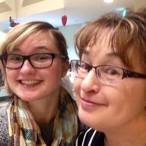 Meet your Posher, Lori